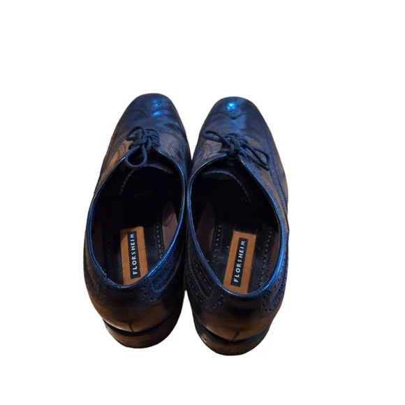 Florsheim Mens Size 10.5 dress shoes - Picture 3 of 6